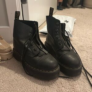 Doc Martens Sinclair style soft leather boots with zipper